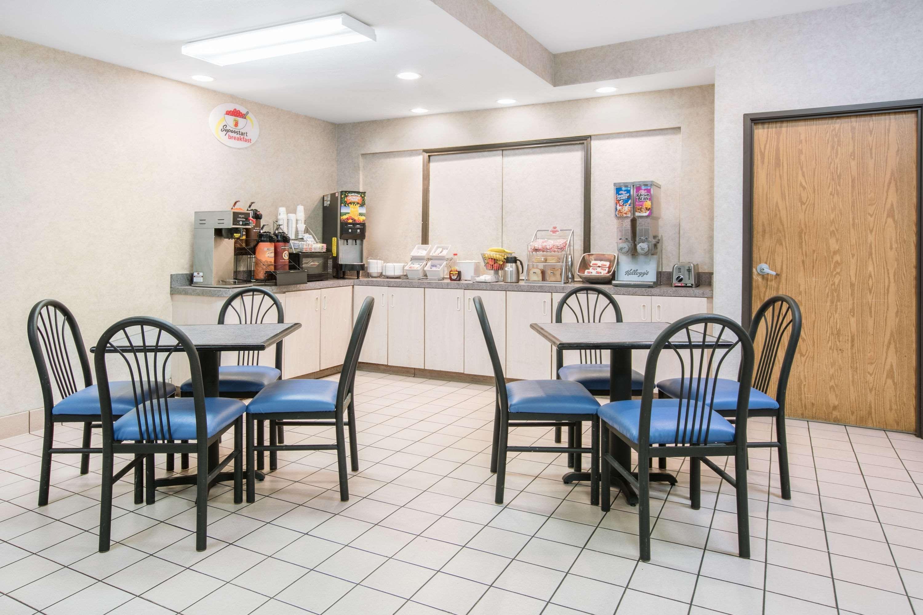 Super 8 By Wyndham Garland North Dallas Area Exterior foto